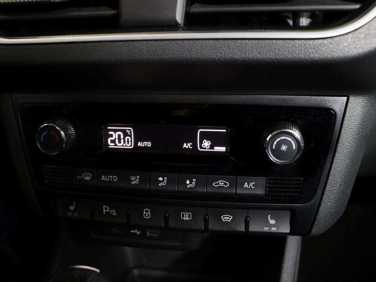 Volkswagen Polo б/у, 2020, Роботизированная. Фото: #18