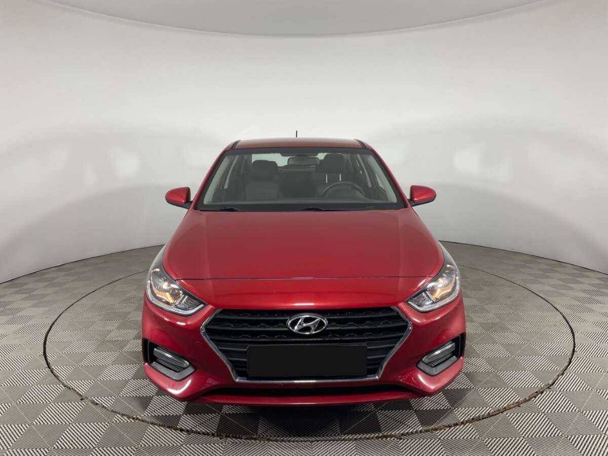 Hyundai Solaris б/у, 2017, Автоматическая. Фото: #1