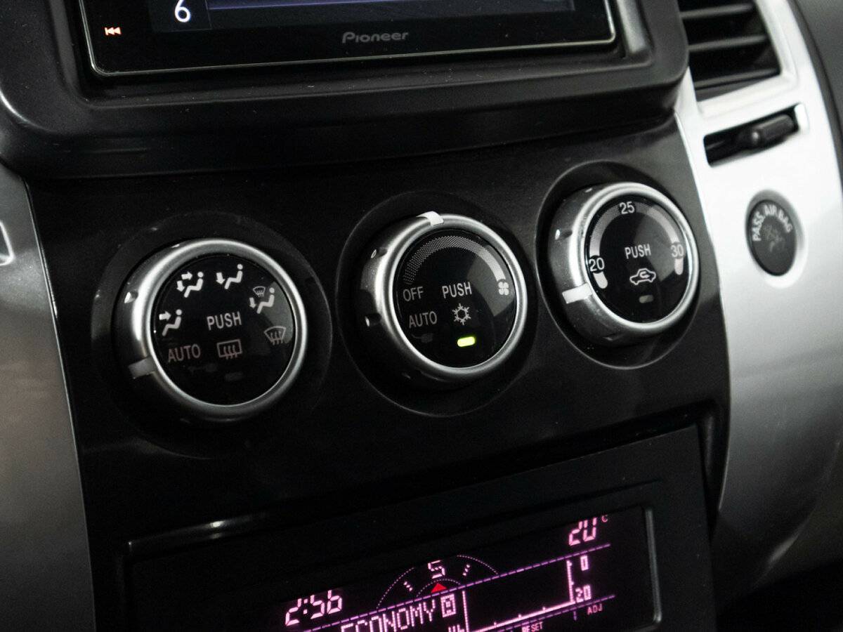 Mitsubishi Pajero Sport б/у, 2012, Автоматическая. Фото: #17