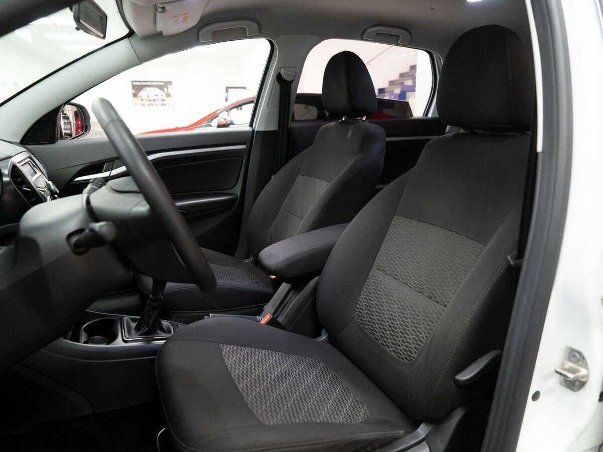 Lada (ВАЗ) Vesta б/у, 2019, Механическая. Фото: #5