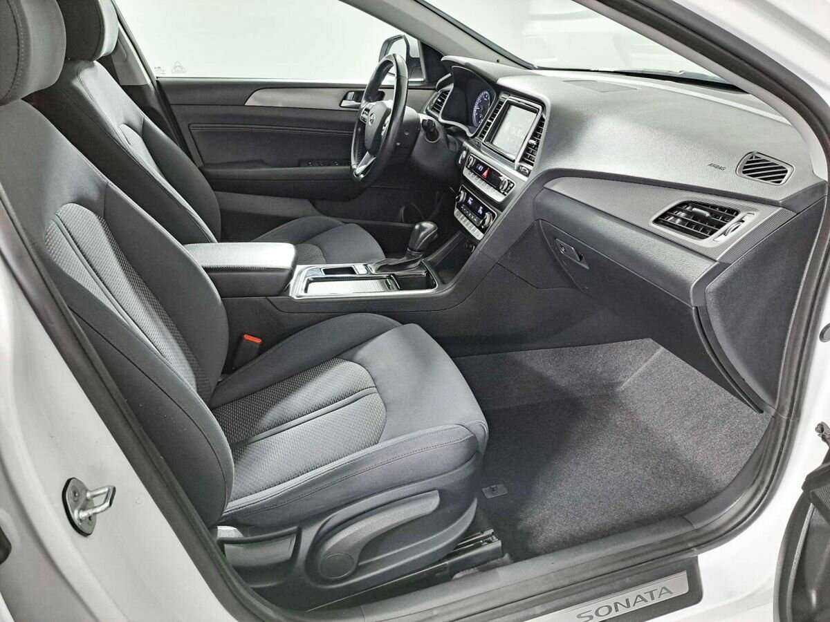Hyundai Sonata б/у, 2018, Автоматическая. Фото: #8