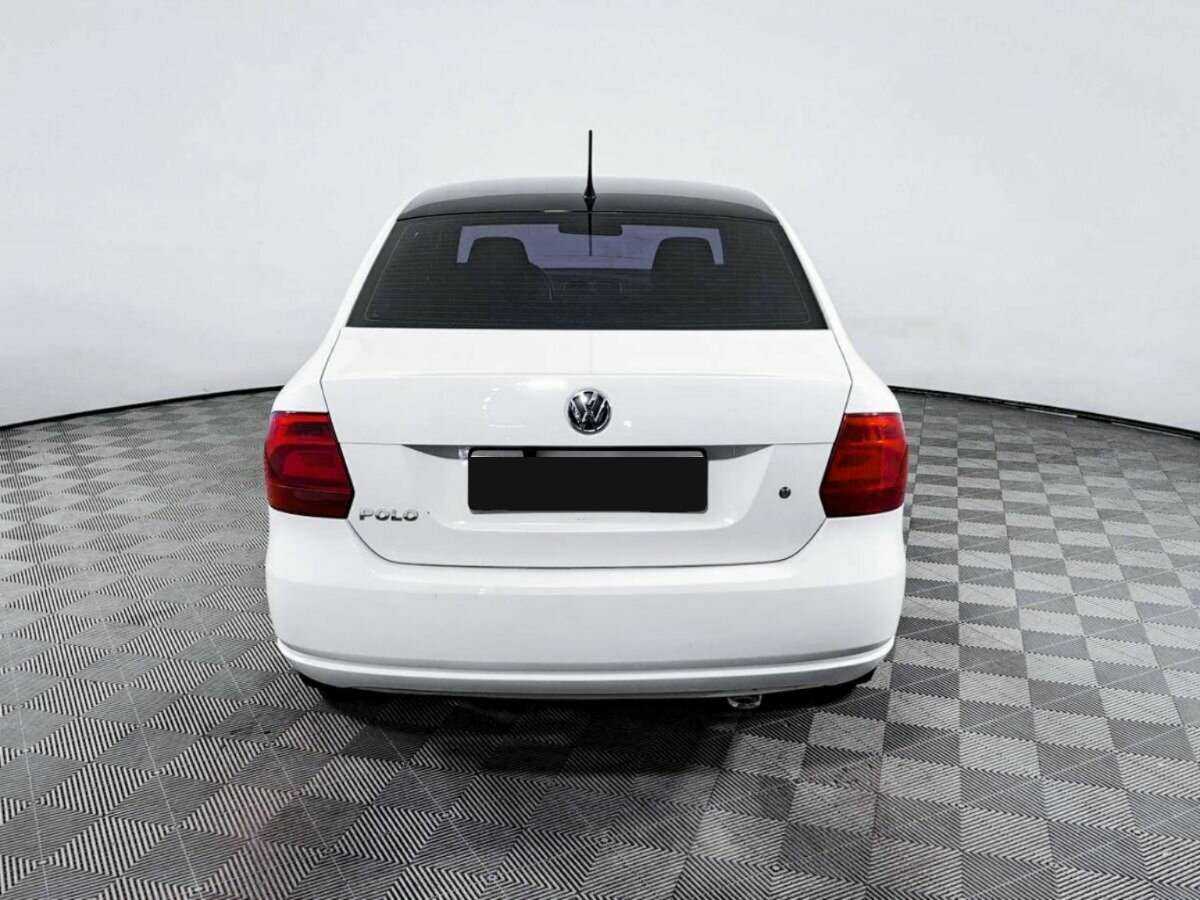 Volkswagen Polo б/у, 2013, Автоматическая. Фото: #4