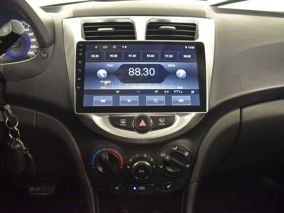 Hyundai Solaris б/у, 2012, Автоматическая. Фото: #11