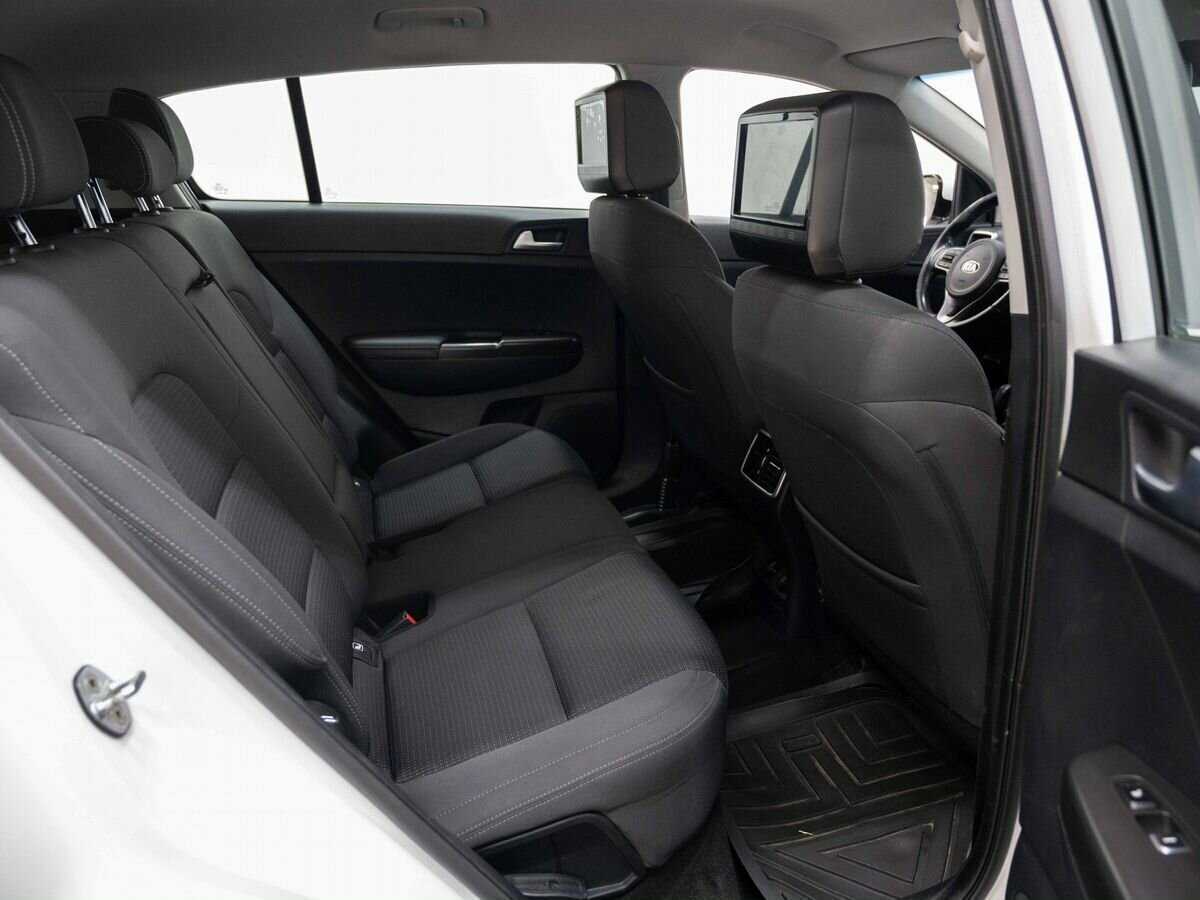 Kia Sportage б/у, 2016, Автоматическая. Фото: #9