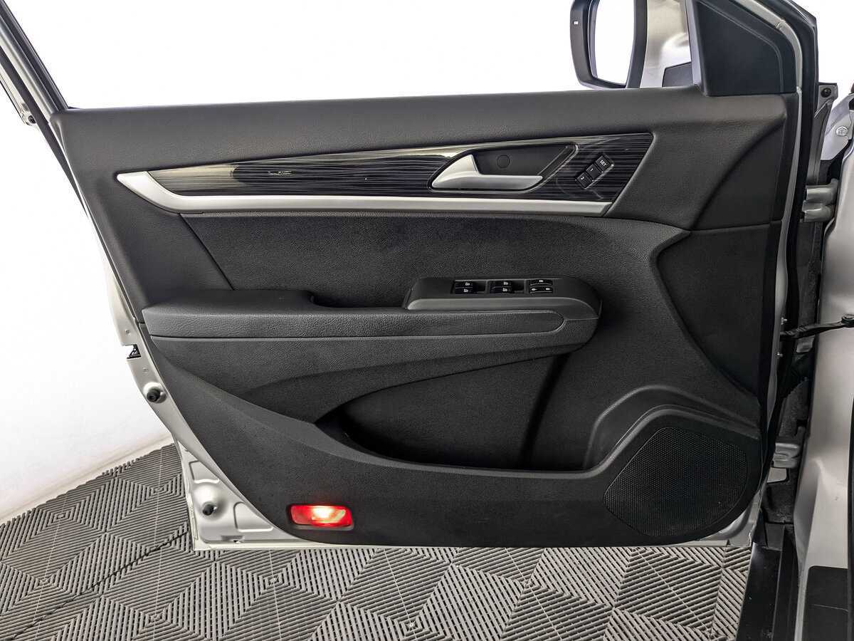 Dongfeng AX7 б/у, 2018, Автоматическая. Фото: #18