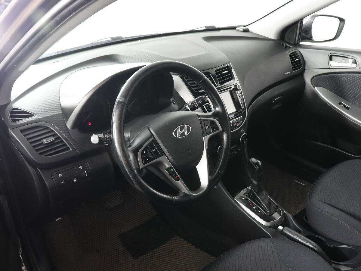 Hyundai Solaris б/у, 2015, Автоматическая. Фото: #7
