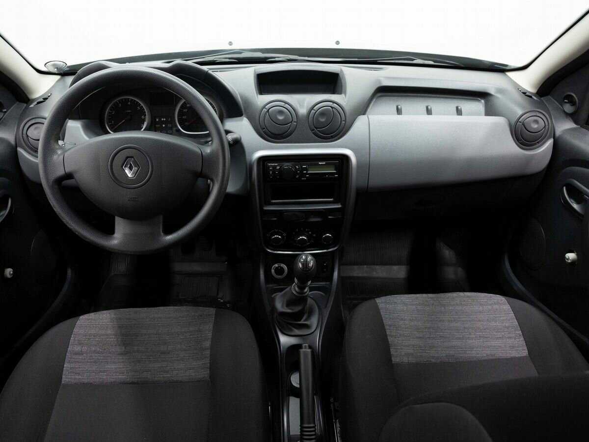 Renault Duster б/у, 2013, Механическая. Фото: #12