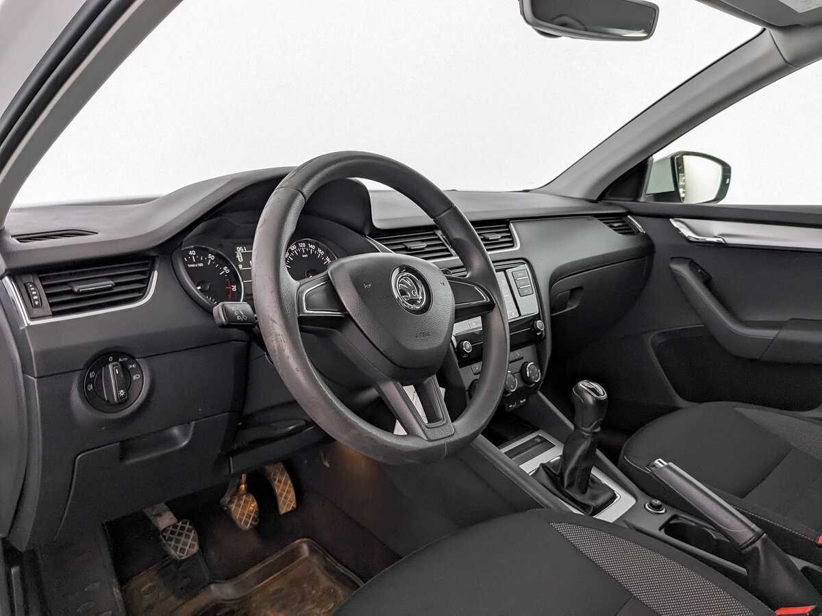 Skoda Octavia б/у, 2017, Механическая. Фото: #13