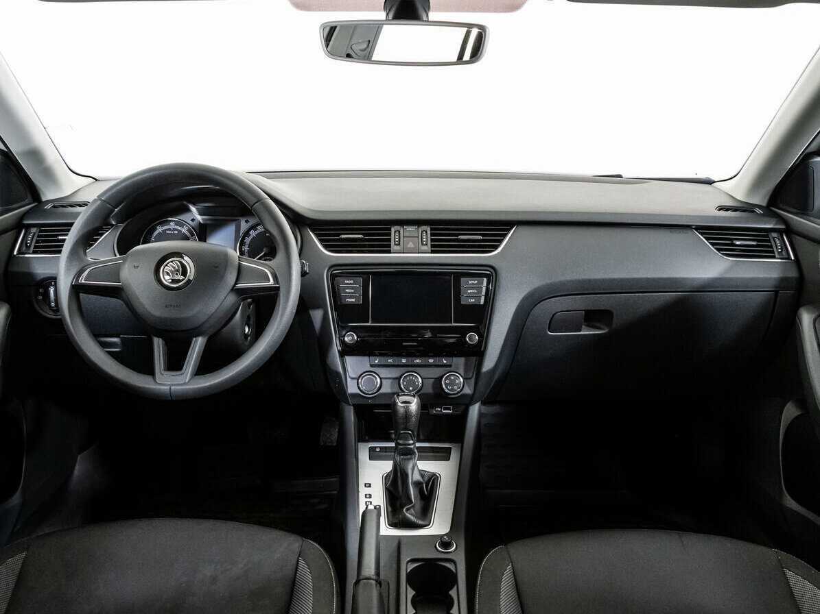 Skoda Octavia б/у, 2018, Автоматическая. Фото: #9
