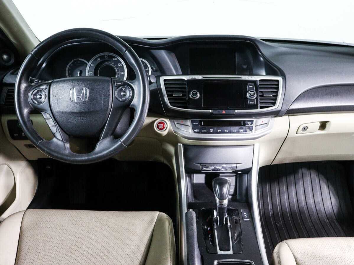 Honda Accord б/у, 2012, Автоматическая. Фото: #10