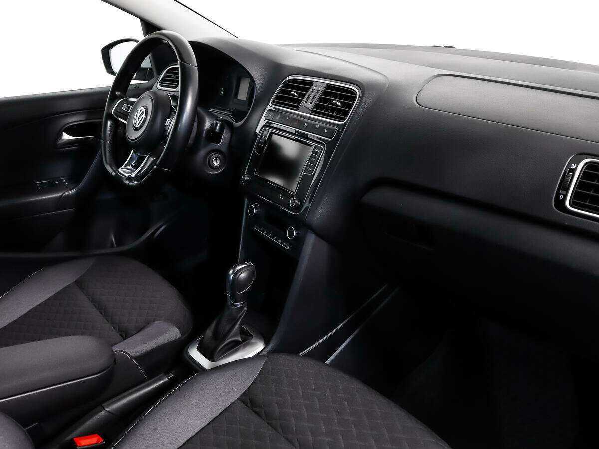 Volkswagen Polo б/у, 2018, Роботизированная. Фото: #10