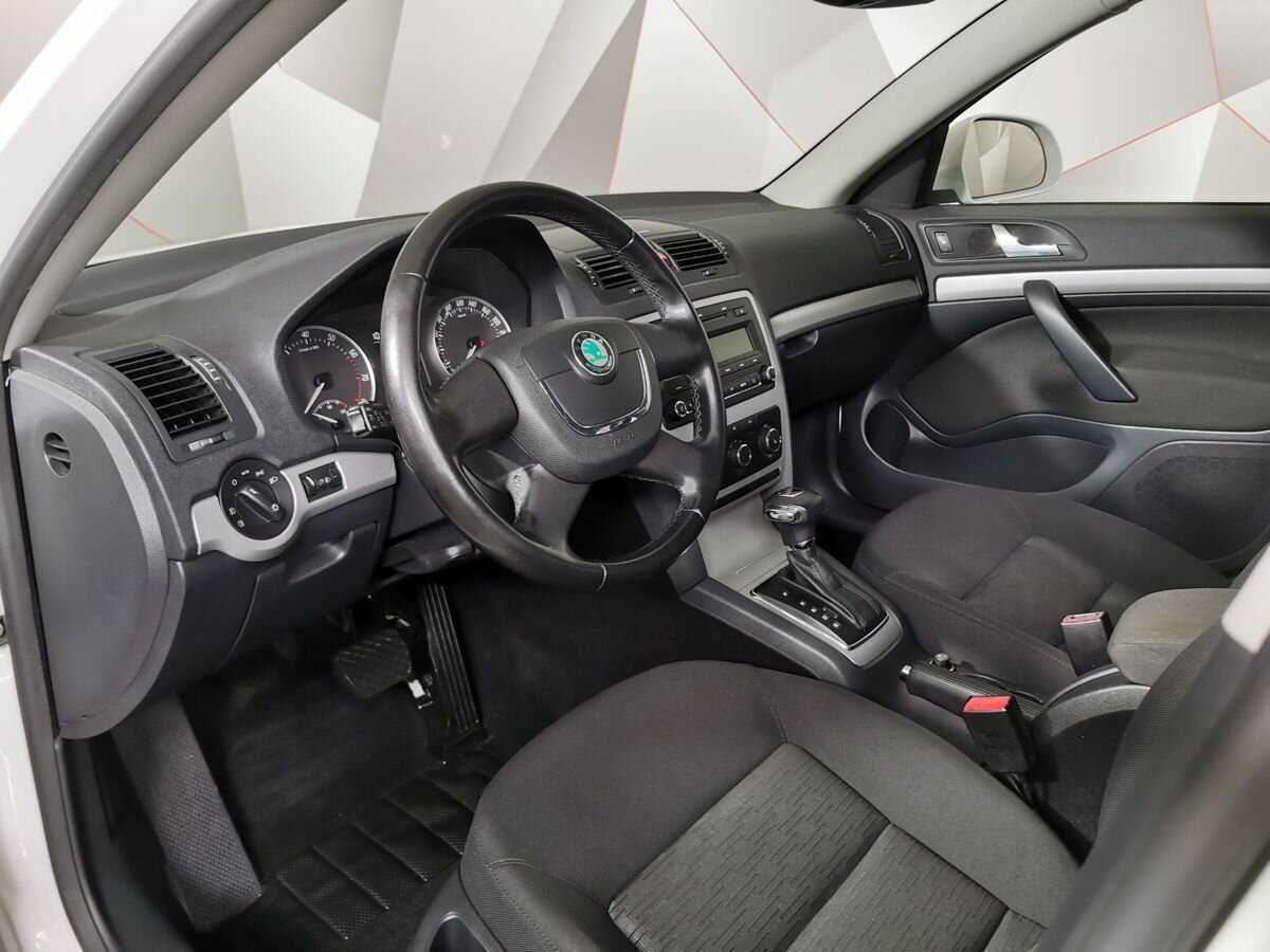 Skoda Octavia б/у, 2012, Автоматическая. Фото: #13