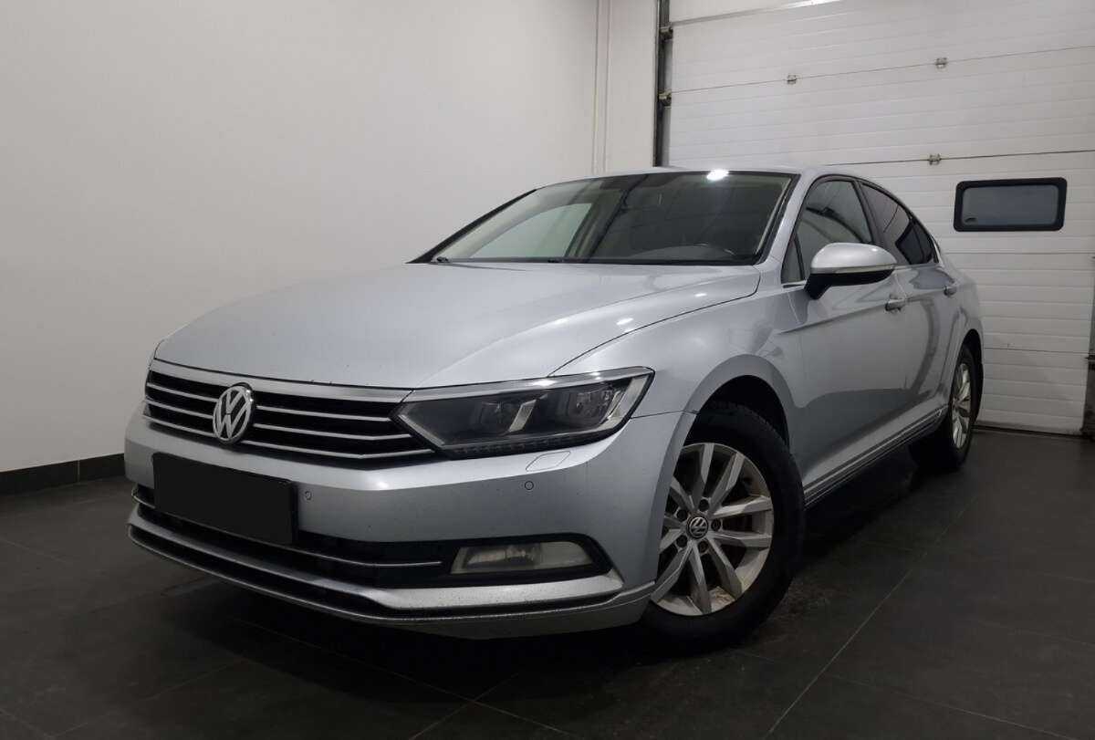 Volkswagen Passat б/у, 2015, Роботизированная. Посмотреть фото