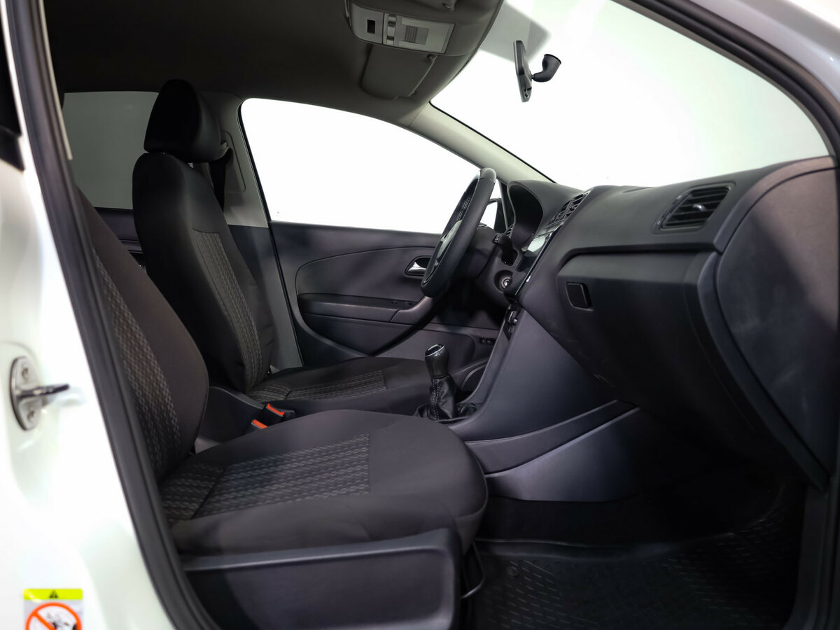 Volkswagen Polo б/у, 2018, Механическая. Фото: #14