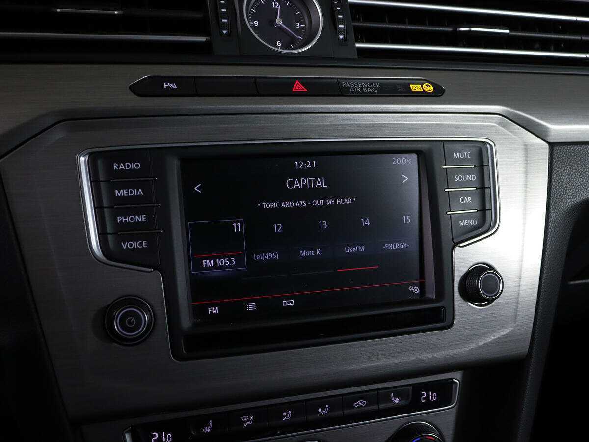 Volkswagen Passat б/у, 2016, Роботизированная. Фото: #14