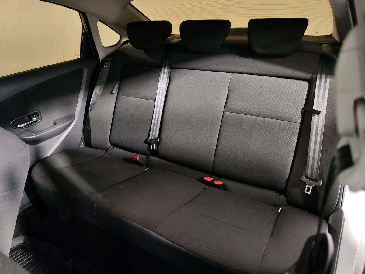 Nissan Almera б/у, 2016, Механическая. Фото: #6