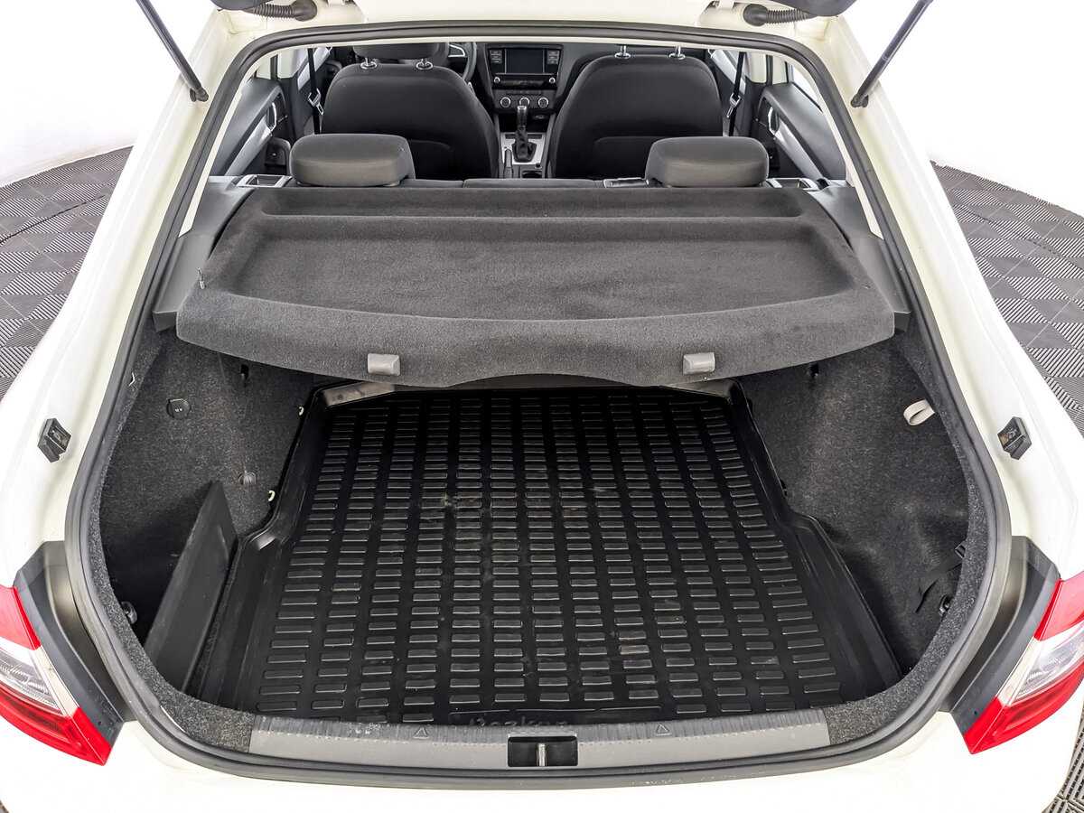 Skoda Octavia б/у, 2018, Роботизированная. Фото: #9