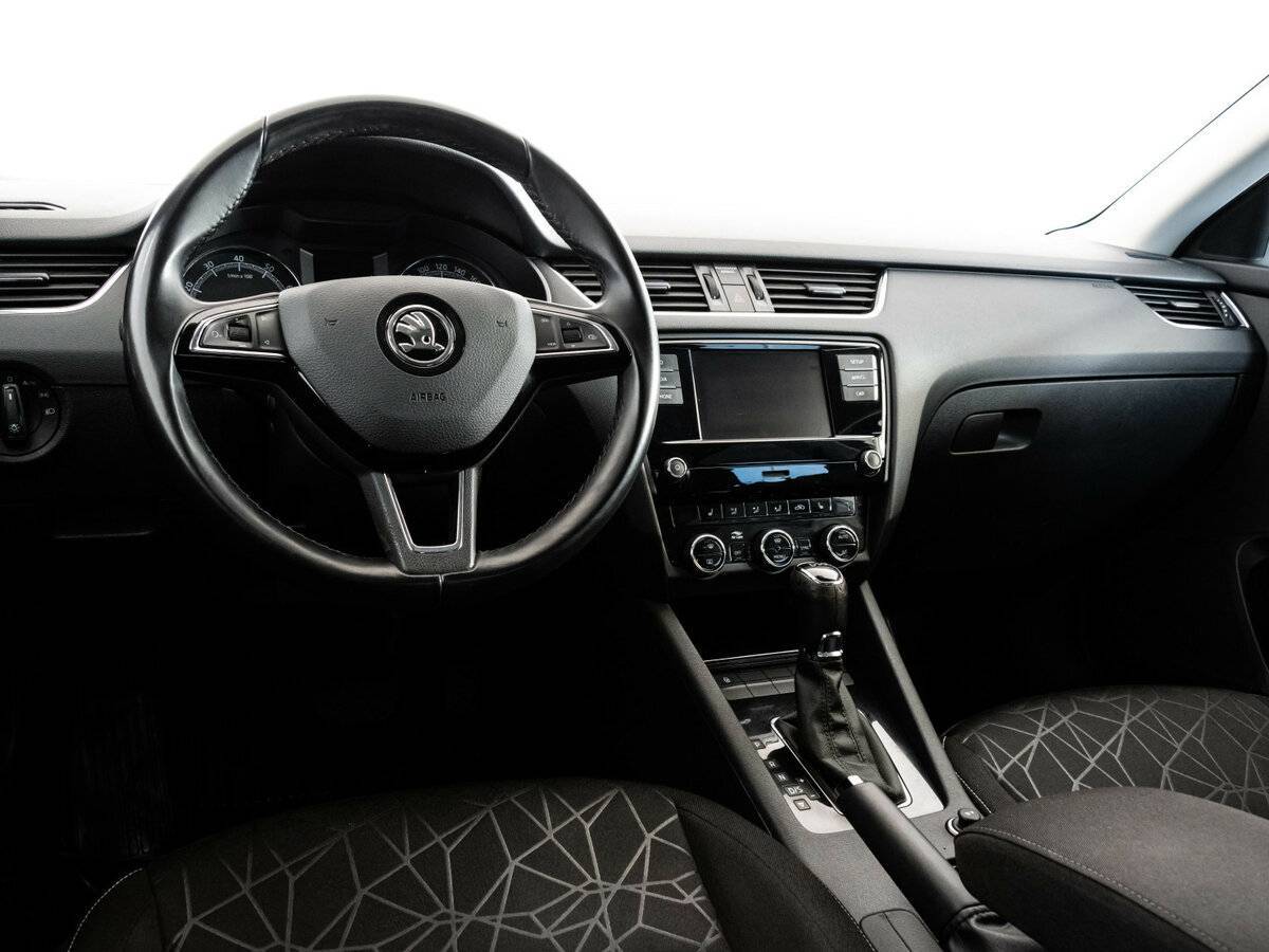 Skoda Octavia б/у, 2018, Роботизированная. Фото: #10