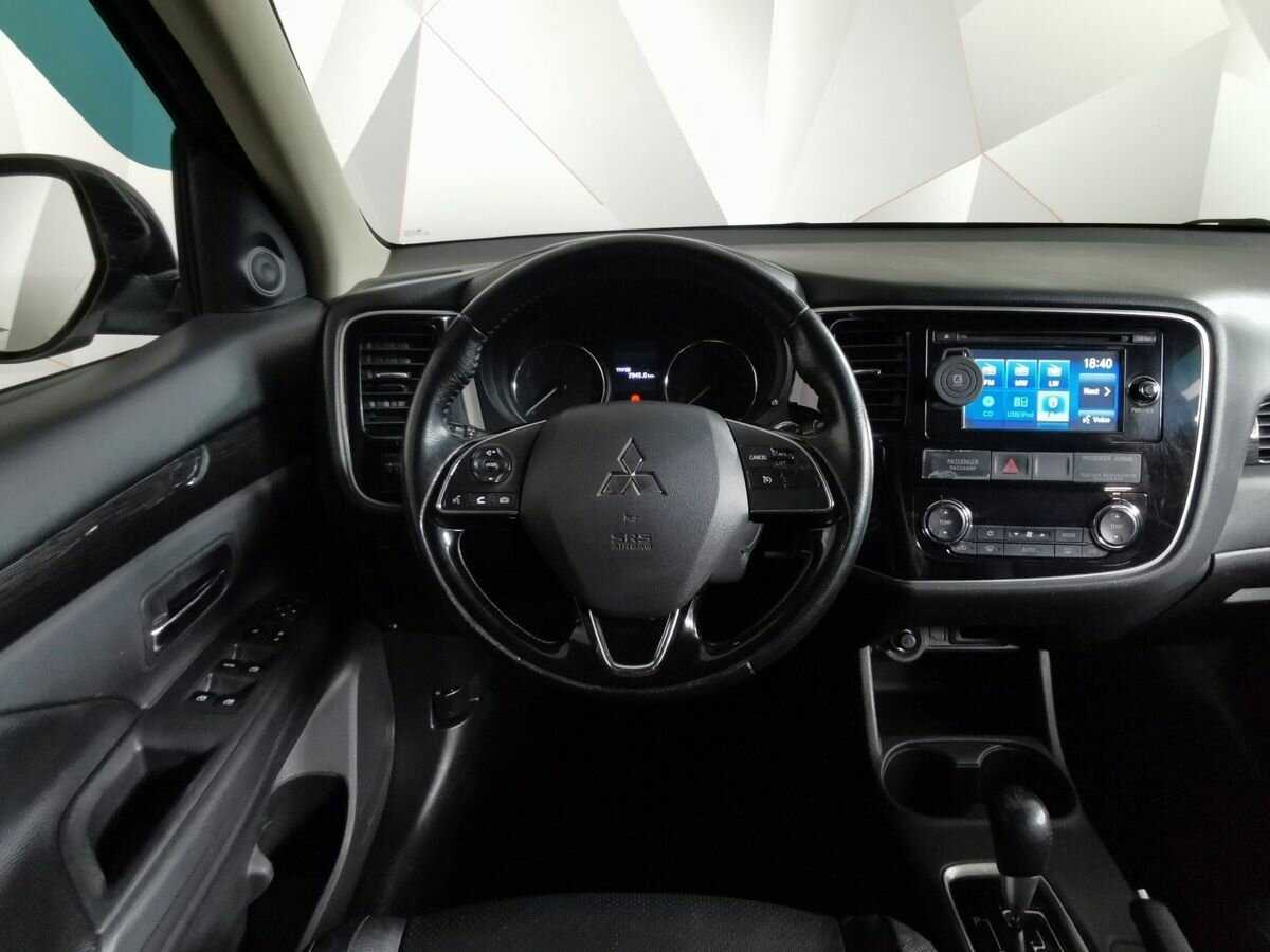 Mitsubishi Outlander б/у, 2016, Вариатор. Фото: #14