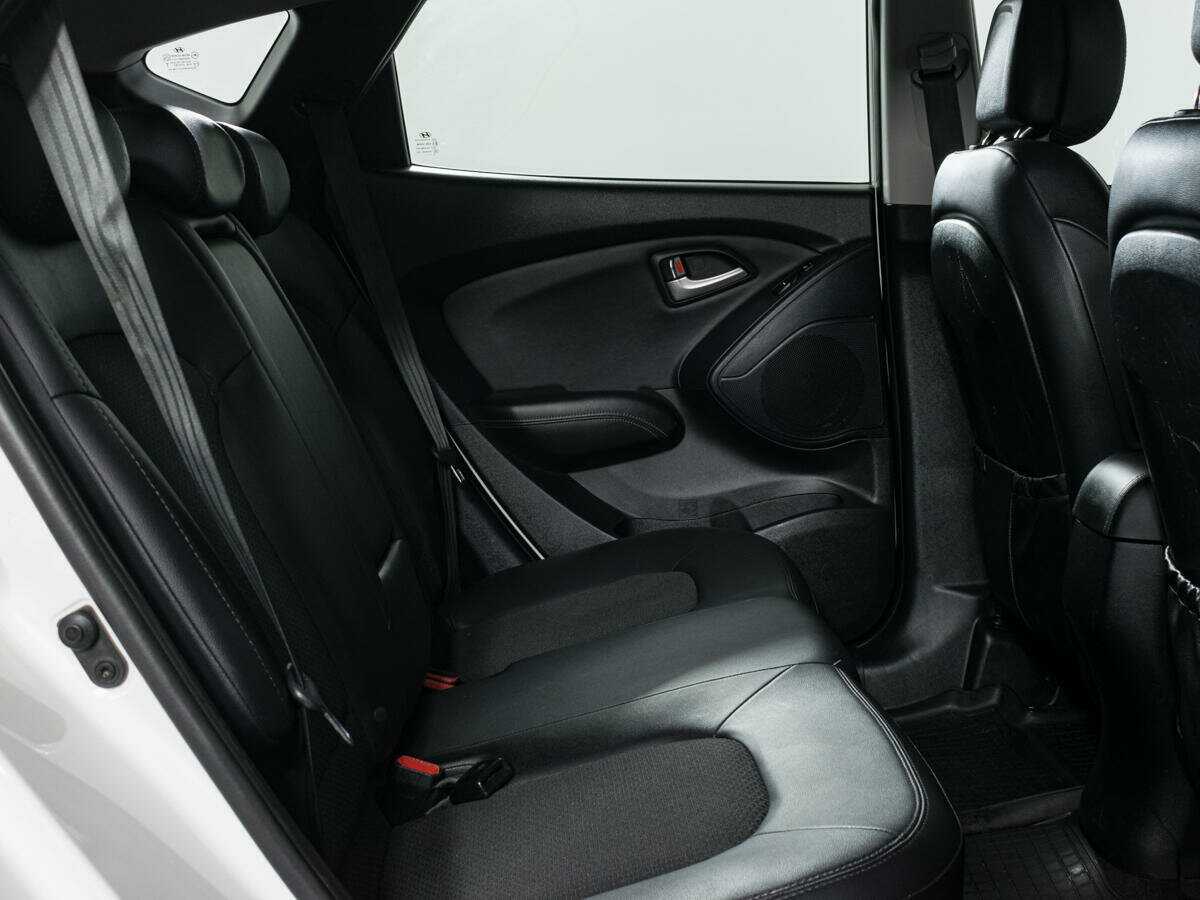 Hyundai ix35 б/у, 2012, Автоматическая. Фото: #11
