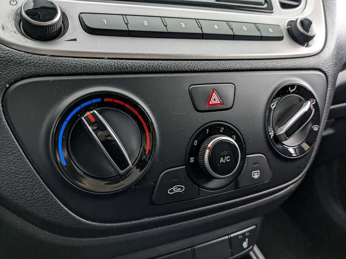 Hyundai Solaris б/у, 2021, Автоматическая. Фото: #16