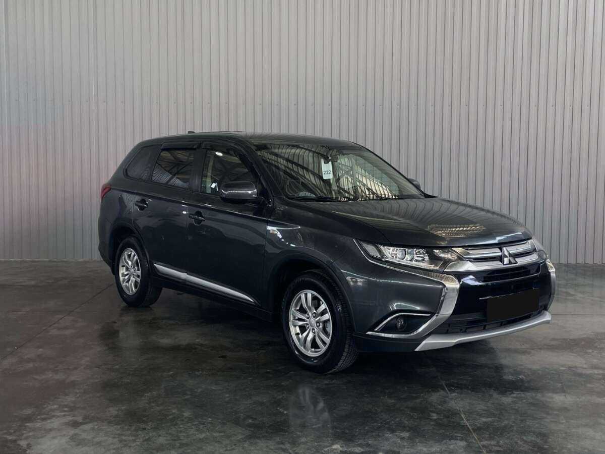 Mitsubishi Outlander б/у, 2018, Вариатор. Фото: #2