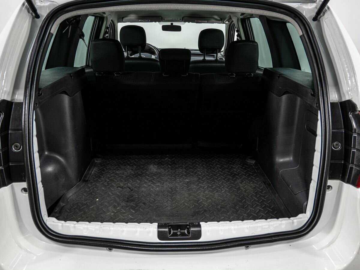 Nissan Terrano б/у, 2015, Автоматическая. Фото: #20