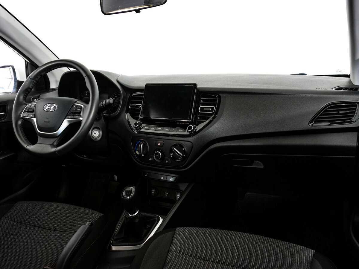 Hyundai Solaris б/у, 2021, Механическая. Фото: #6