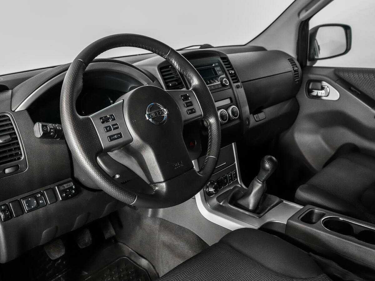 Nissan Pathfinder б/у, 2013, Механическая. Фото: #8