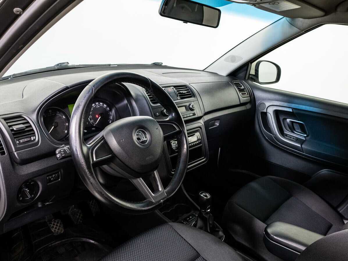 Skoda Fabia б/у, 2013, Механическая. Фото: #10