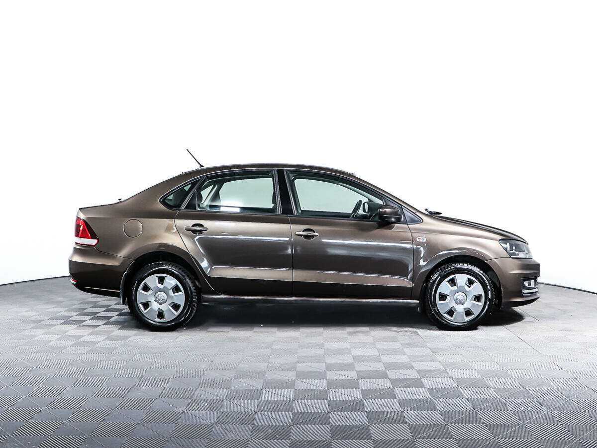 Volkswagen Polo б/у, 2016, Автоматическая. Фото: #3