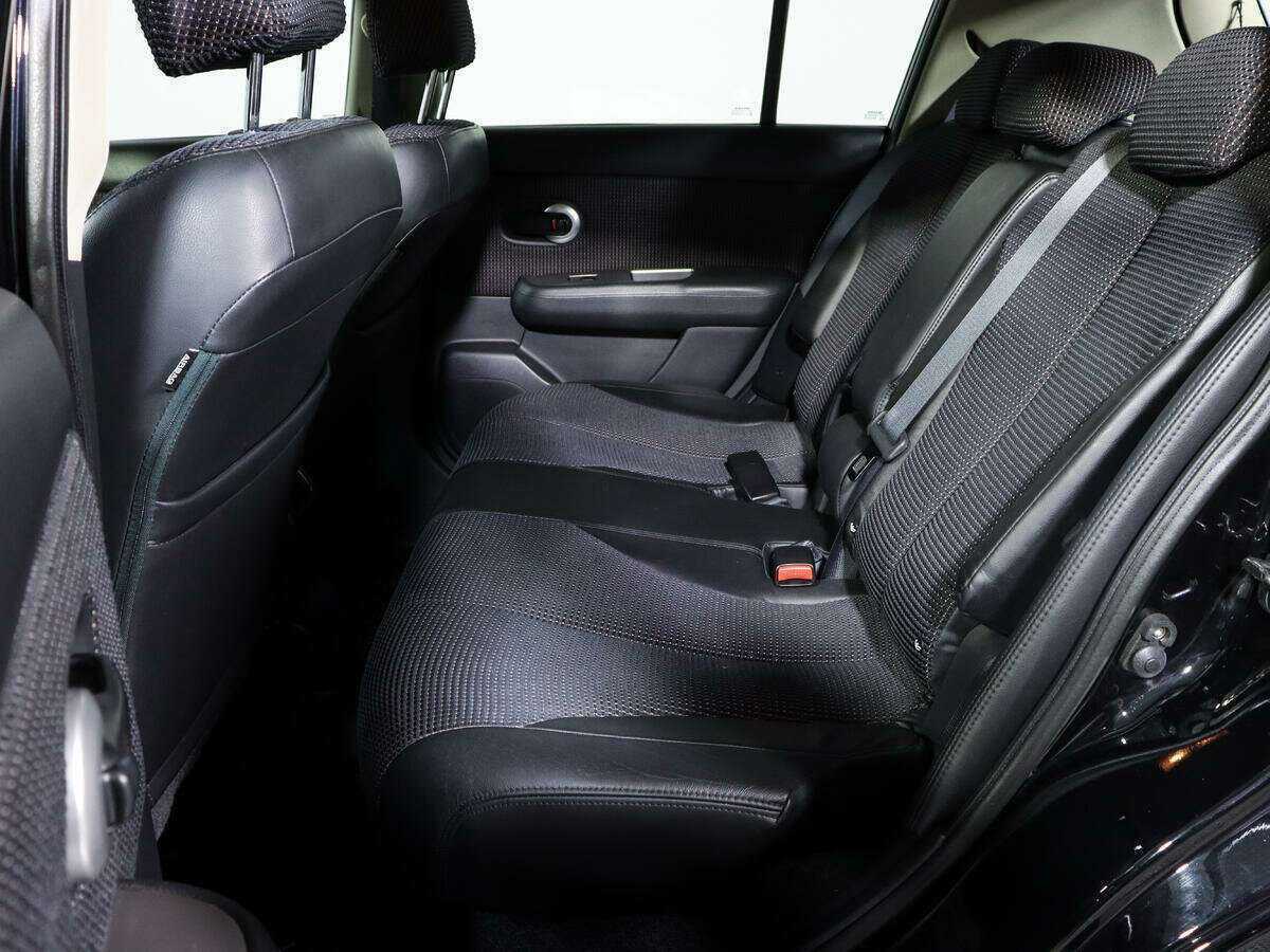 Nissan Tiida б/у, 2012, Автоматическая. Фото: #9