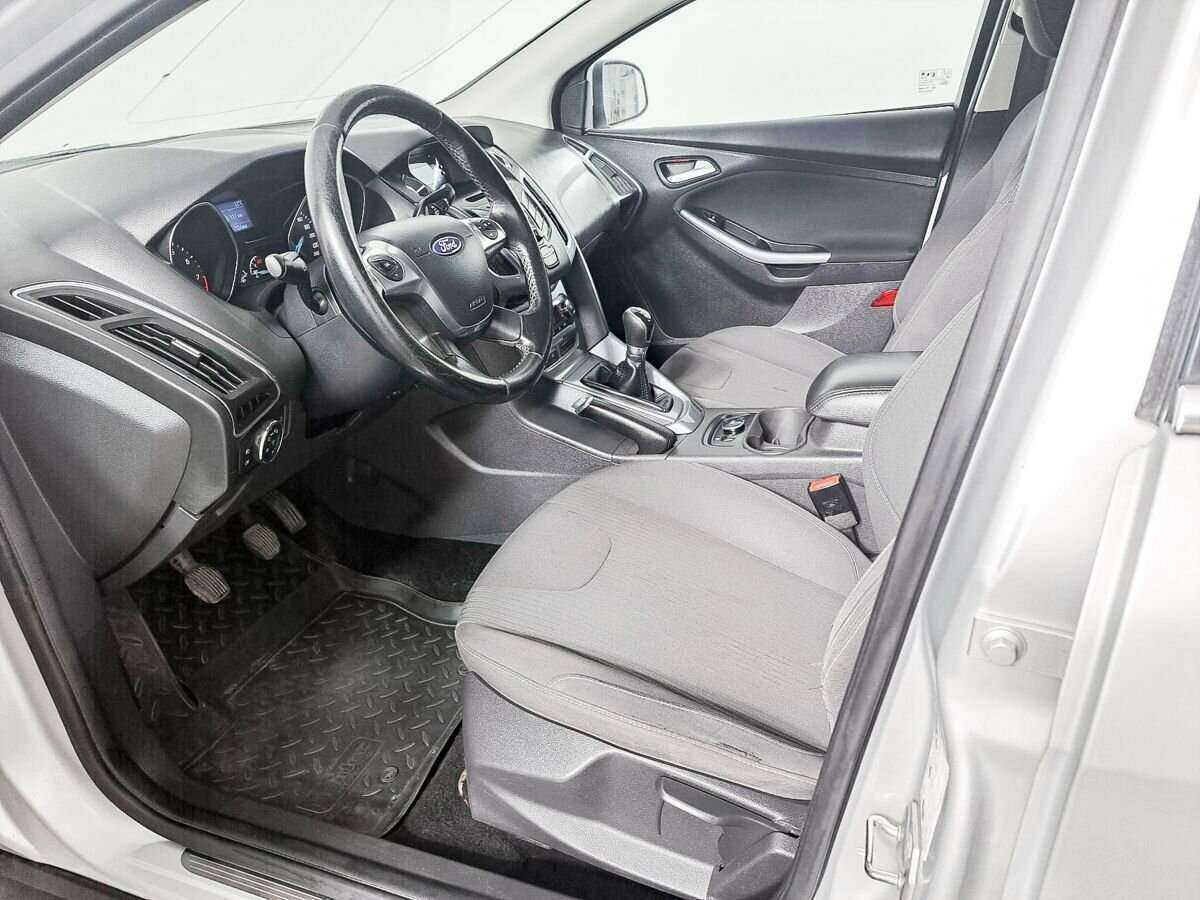 Ford Focus б/у, 2012, Механическая. Фото: #13