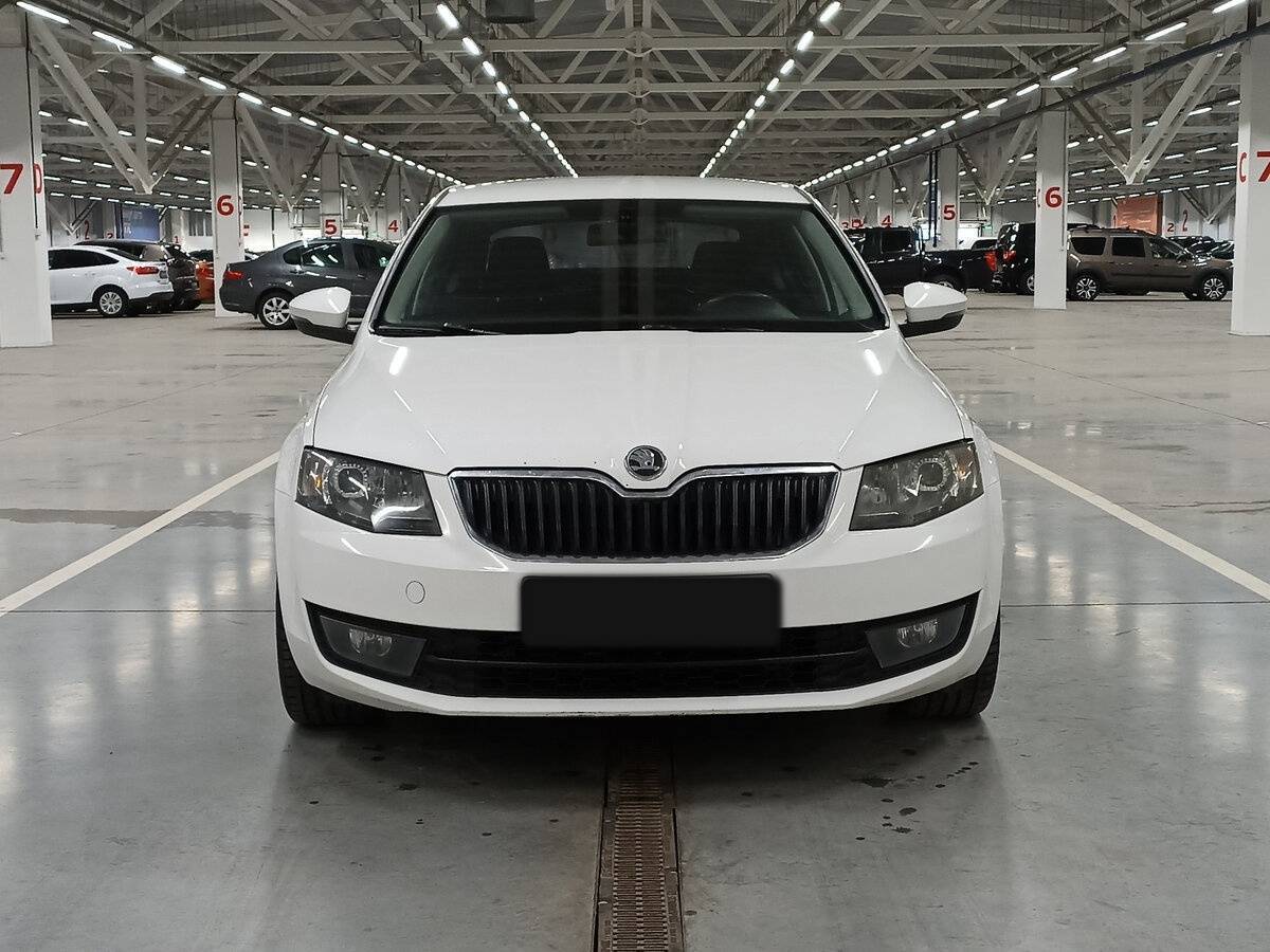 Skoda Octavia б/у, 2013, Механическая. Фото: #1