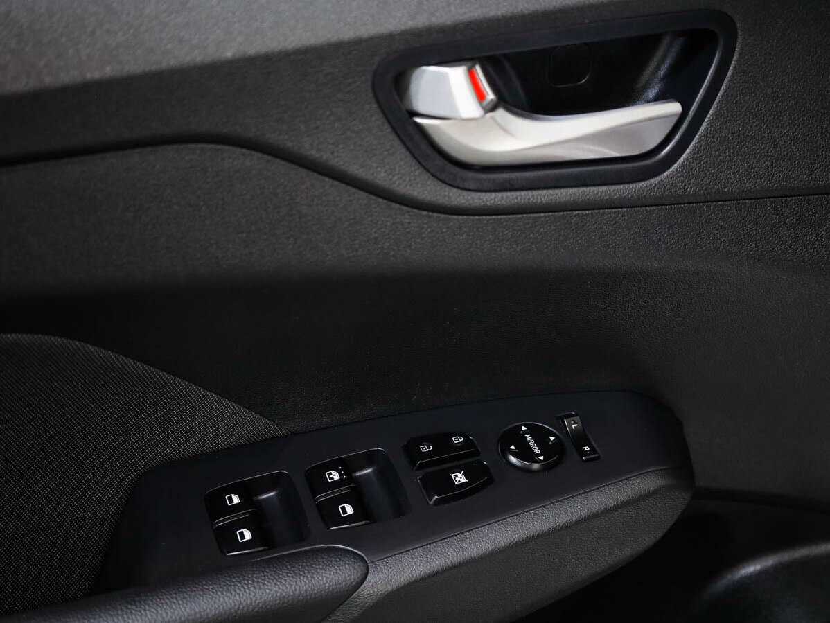 Hyundai Solaris б/у, 2018, Автоматическая. Фото: #13