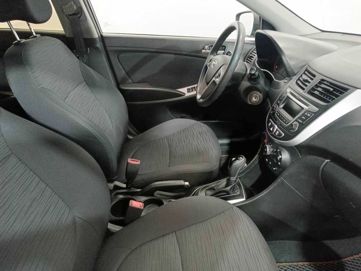 Hyundai Solaris б/у, 2016, Автоматическая. Фото: #9