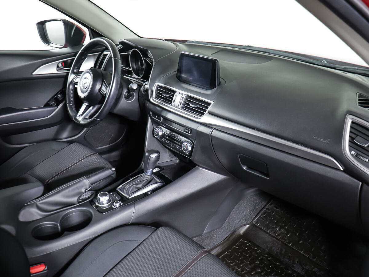Mazda 3 б/у, 2018, Автоматическая. Фото: #10