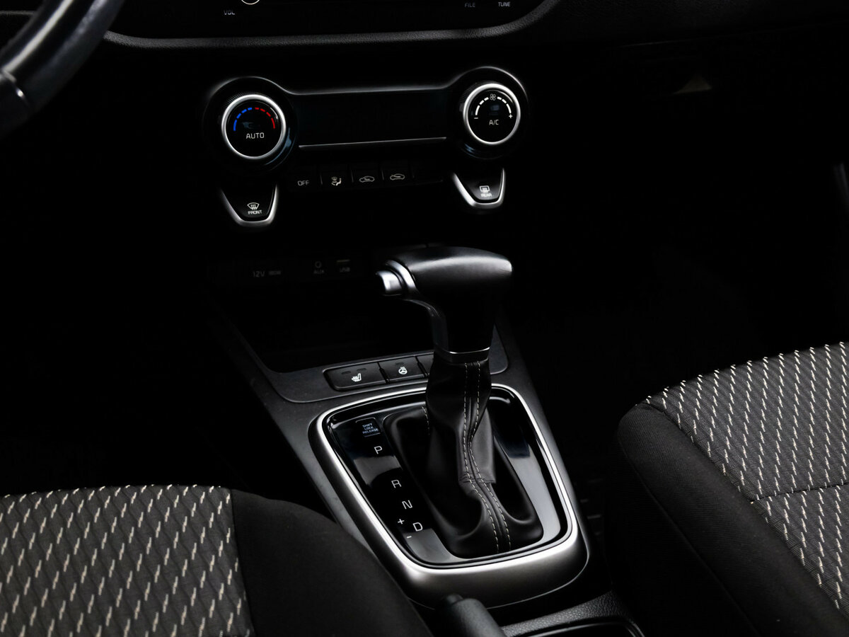 Kia Rio б/у, 2018, Автоматическая. Фото: #9