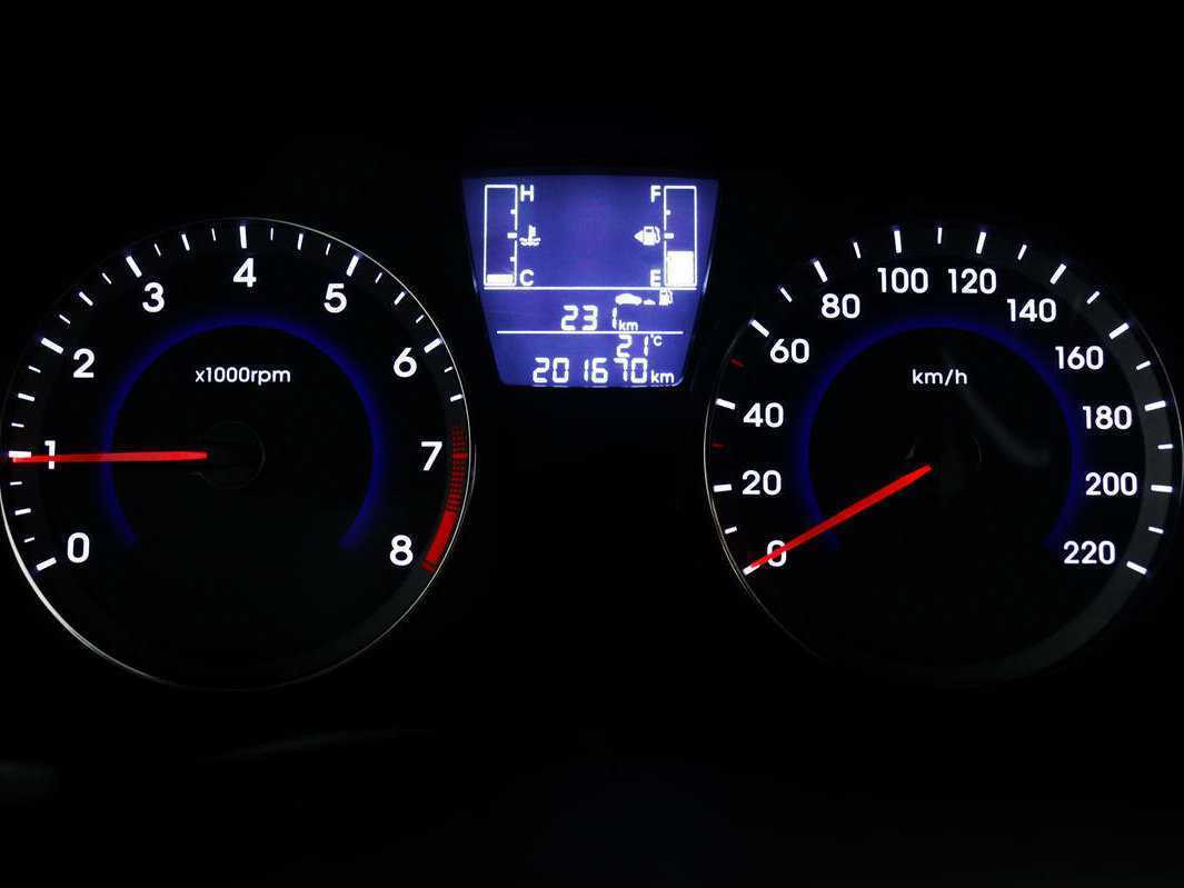 Hyundai Solaris б/у, 2015, Механическая. Фото: #9