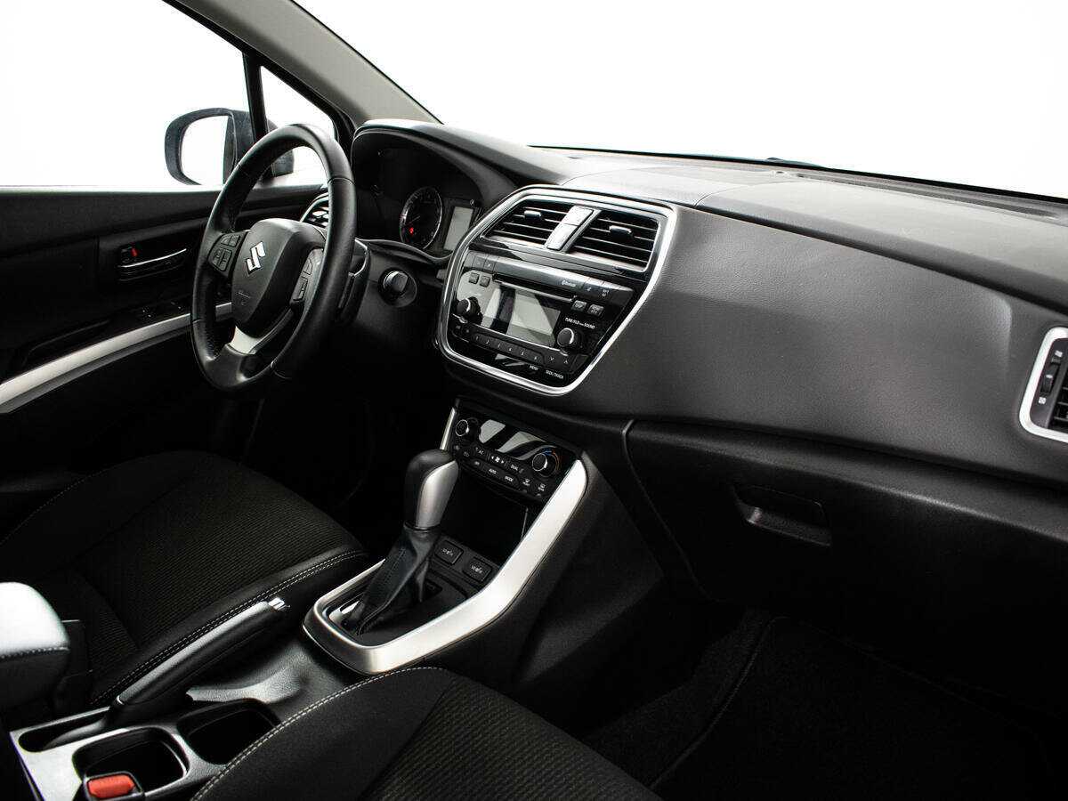 Suzuki SX4 б/у, 2020, Автоматическая. Фото: #8