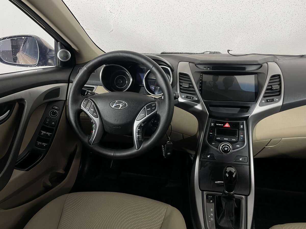 Hyundai Elantra б/у, 2014, Автоматическая. Фото: #6