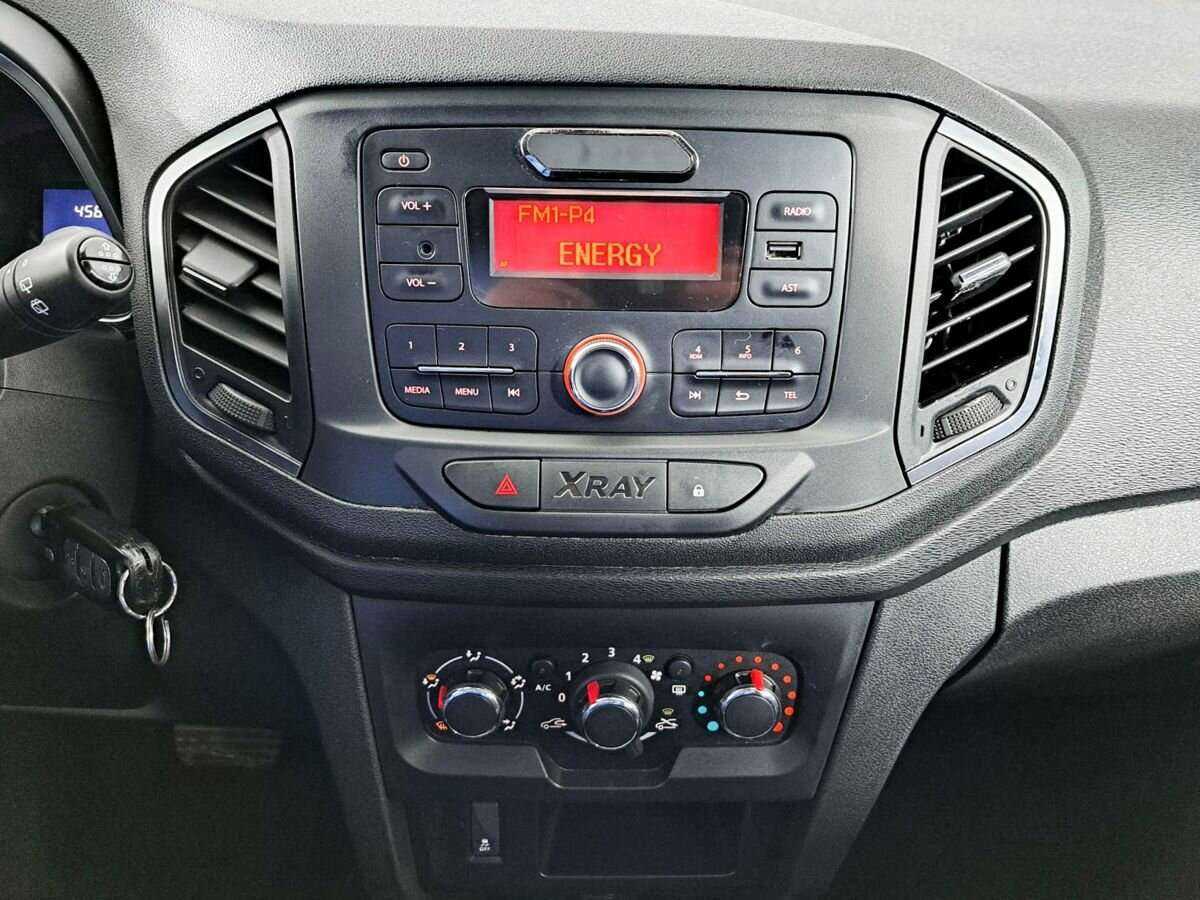 Lada (ВАЗ) XRAY б/у, 2018, Роботизированная. Фото: #12