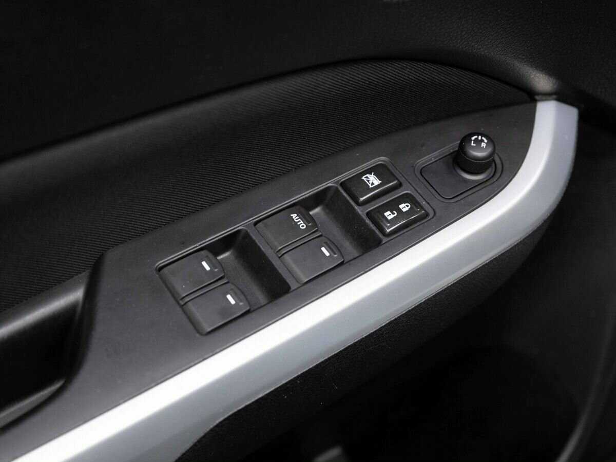 Suzuki Vitara б/у, 2016, Автоматическая. Фото: #14