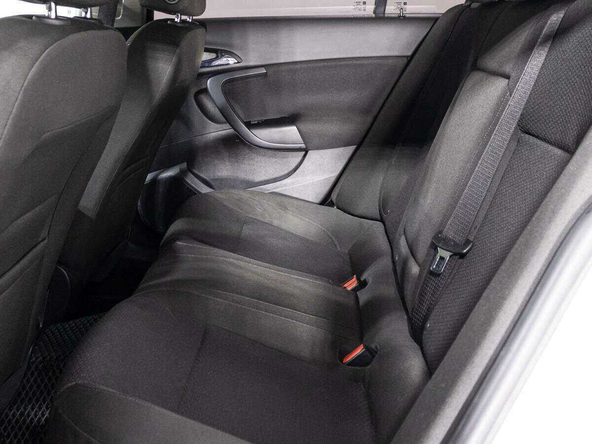 Opel Insignia б/у, 2014, Автоматическая. Фото: #9