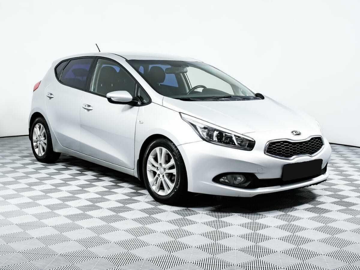 Kia Ceed б/у, 2012, Автоматическая. Фото: #2