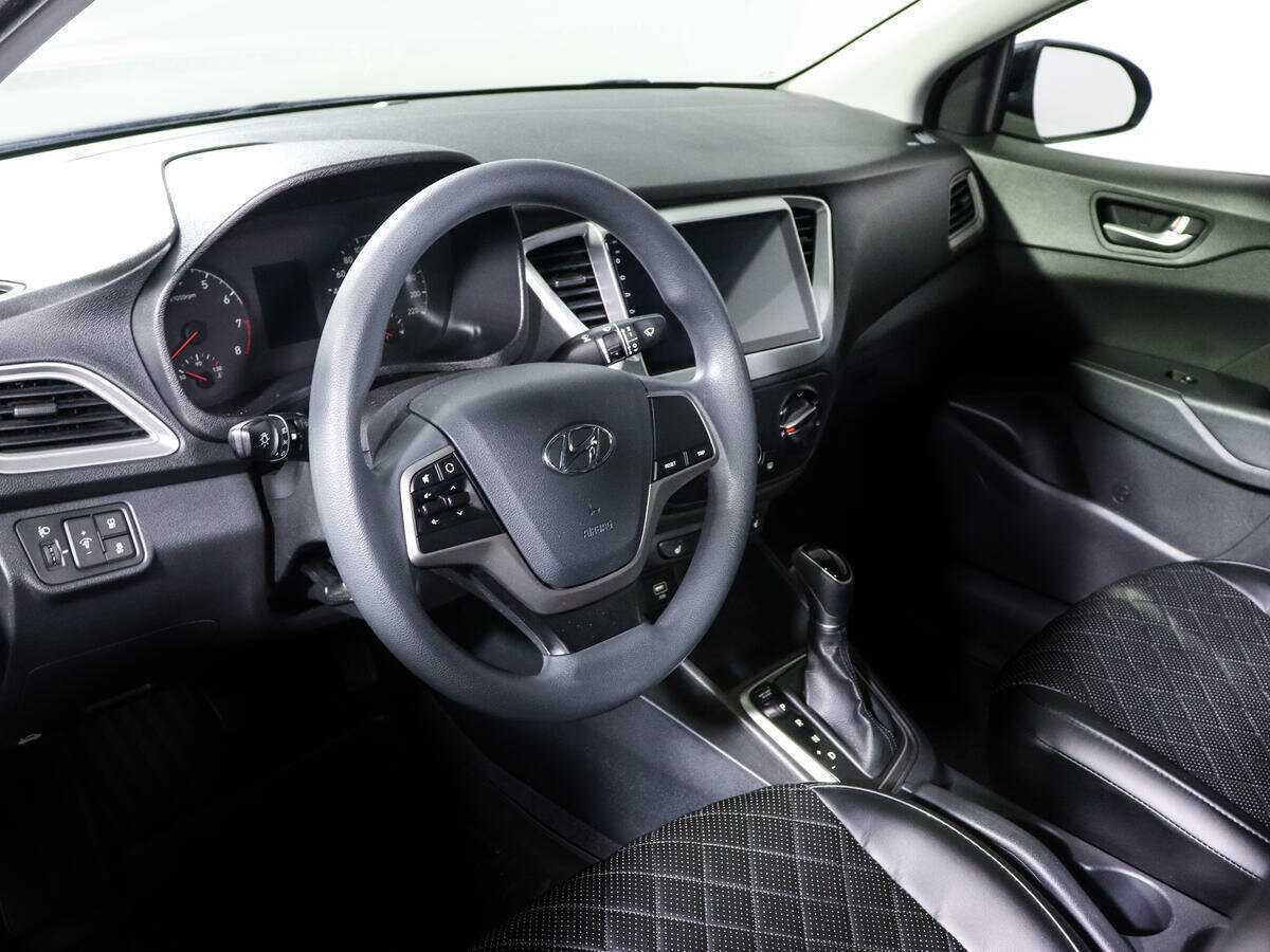 Hyundai Solaris б/у, 2019, Автоматическая. Фото: #1