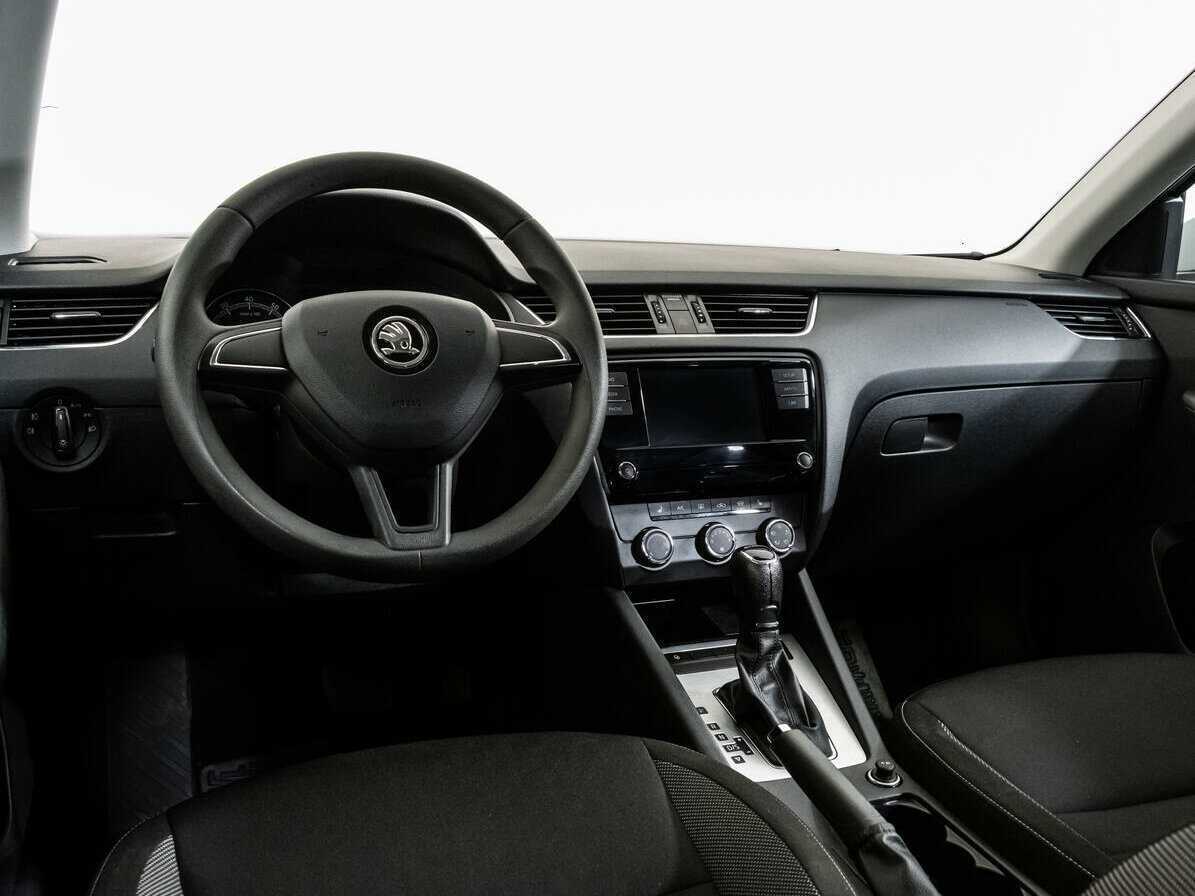 Skoda Octavia б/у, 2018, Автоматическая. Фото: #8