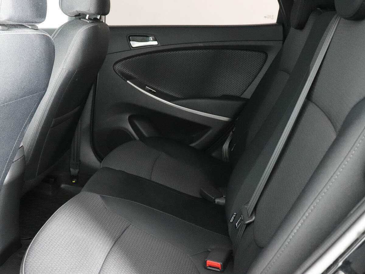 Hyundai Solaris б/у, 2015, Автоматическая. Фото: #10