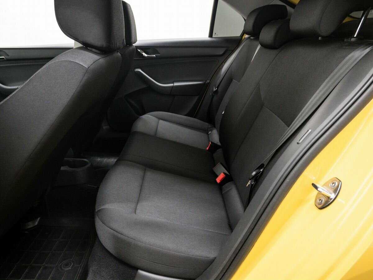 Skoda Rapid б/у, 2017, Механическая. Фото: #13