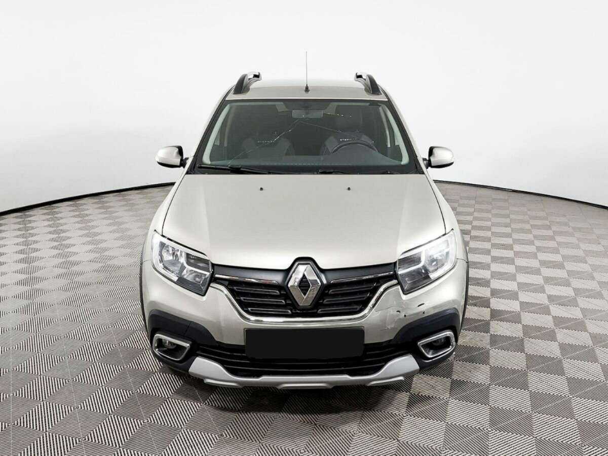 Renault Sandero б/у, 2020, Механическая. Фото: #1